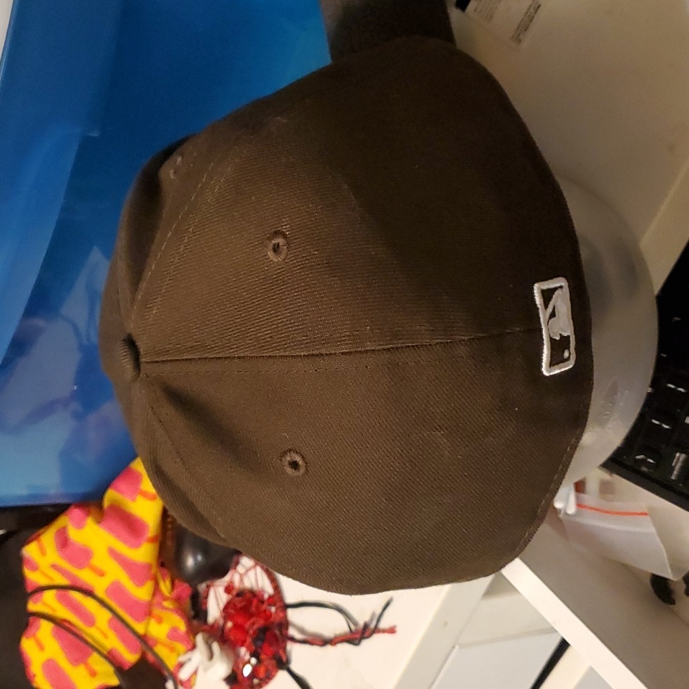 NEW ERA 51FIFTY Cap Brown White NY Baseball Hat Size 7 1/4 Genuin Merchandise - Picture 3 of 10